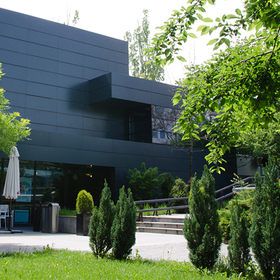 photo-31_280x280_crop_478b24840a