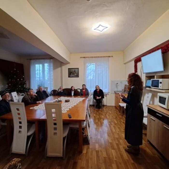 obitatelite_700x700_crop_478b24840a