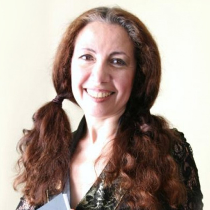 maq-kisiova-art-bg_700x700_crop_478b24840a