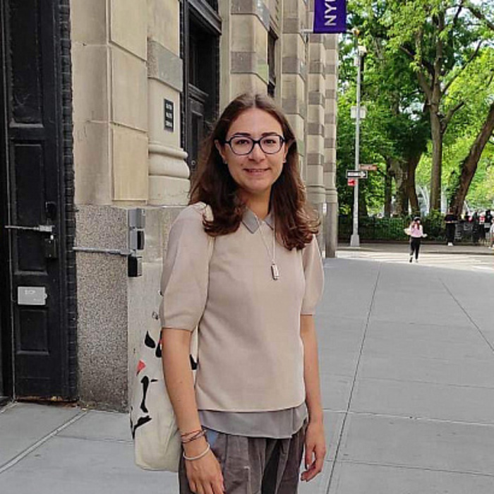 martina-novakova-frognews_700x700_crop_478b24840a